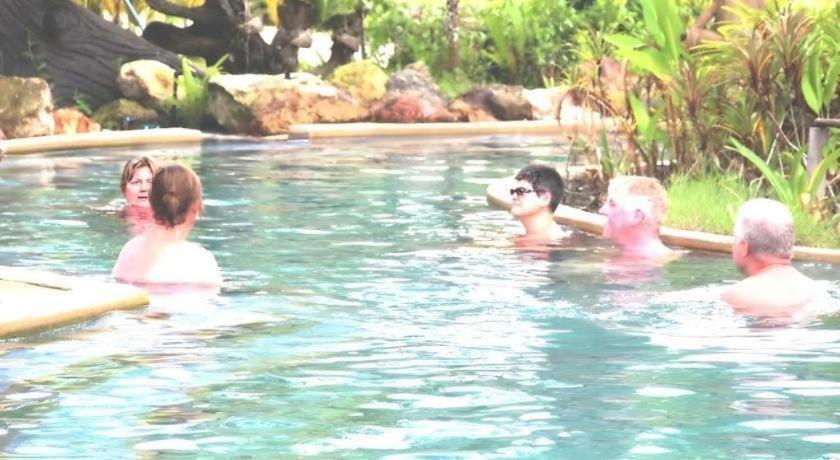 منتجع وسبا ناتا واري هوت سبرينج Ban Nua Khlong المظهر الخارجي الصورة